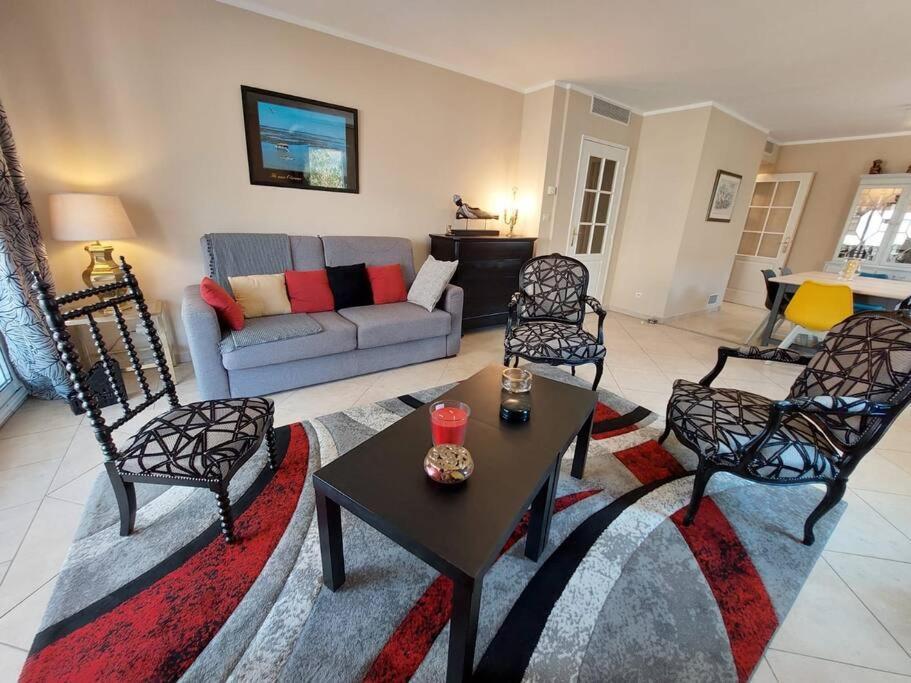 Appartement T3 Agreable, Proche Centre Et Plage. Carqueiranne Exterior foto